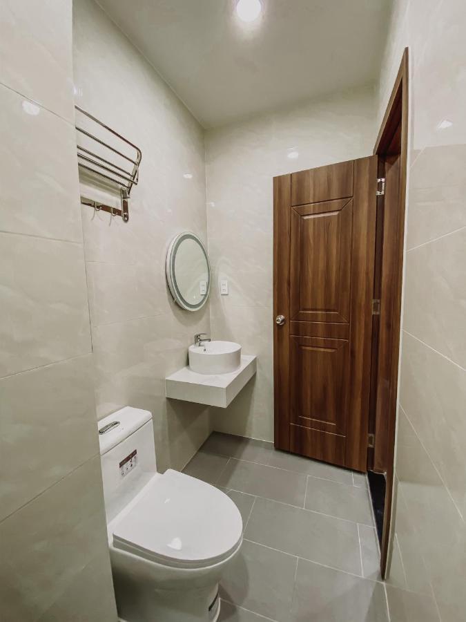Khách sạn hẻo lánh B786 Tan Binh *